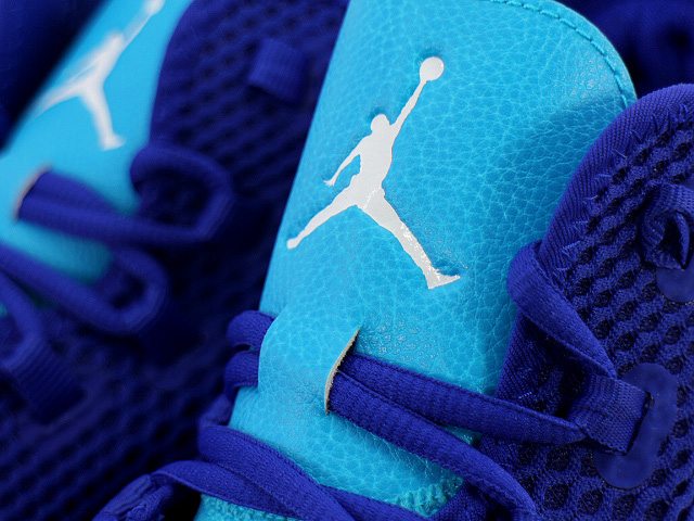 JORDAN REVEAL 834064-407 - 5