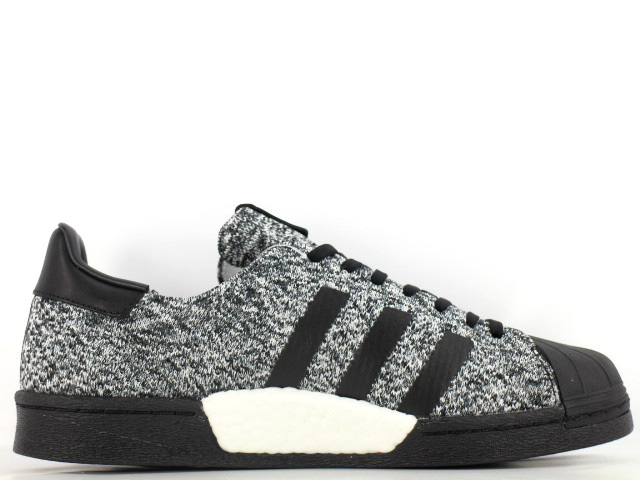 SUPERSTAR BOOST BY2912 - 3