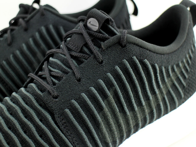 ROSHE TWO FLYKNIT PRM QS - スニーカーショップSKIT