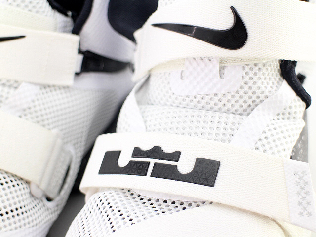 LEBRON SOLDIER 9 FLYEASE 846246-110 - 5