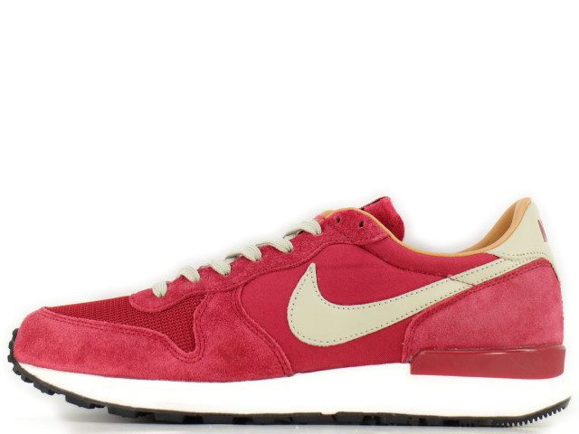 Nike air solstice qs top