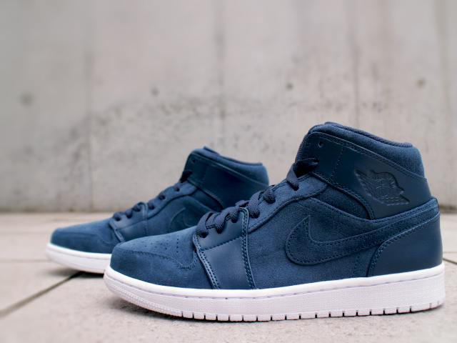 NIKE AIR JORDAN 1 MID “ARMONY NAVY/ELECTROLIME-WHITE”01