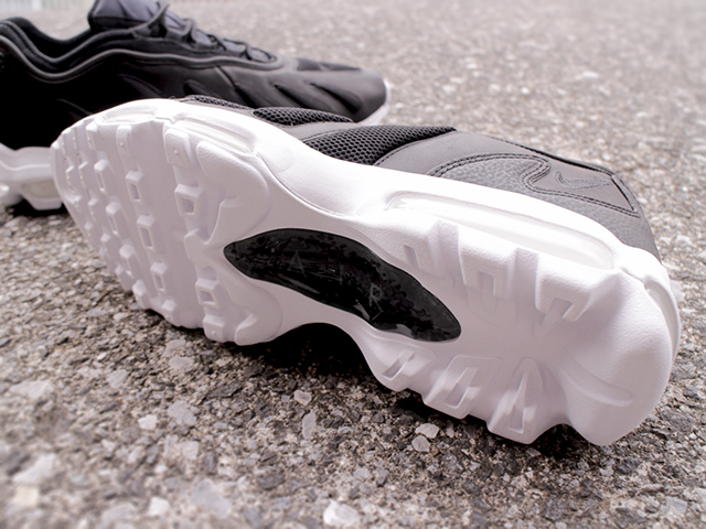 NIKE AIR MAX 96 XX “BLACK/WHITE”01