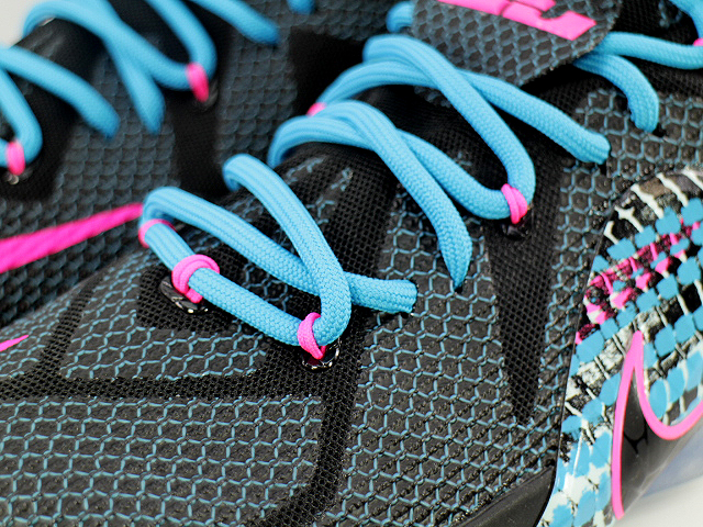LEBRON 12 684593-006 - 5