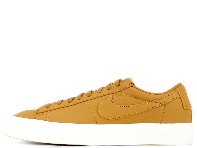 nikelab blazer low