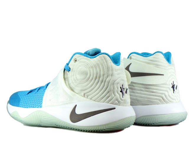 KYRIE 2 823108-144 - 2