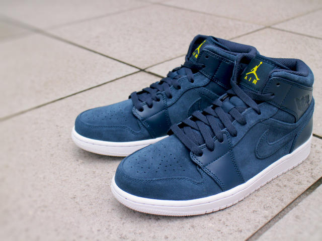 NIKE AIR JORDAN 1 MID “ARMONY NAVY/ELECTROLIME-WHITE”01