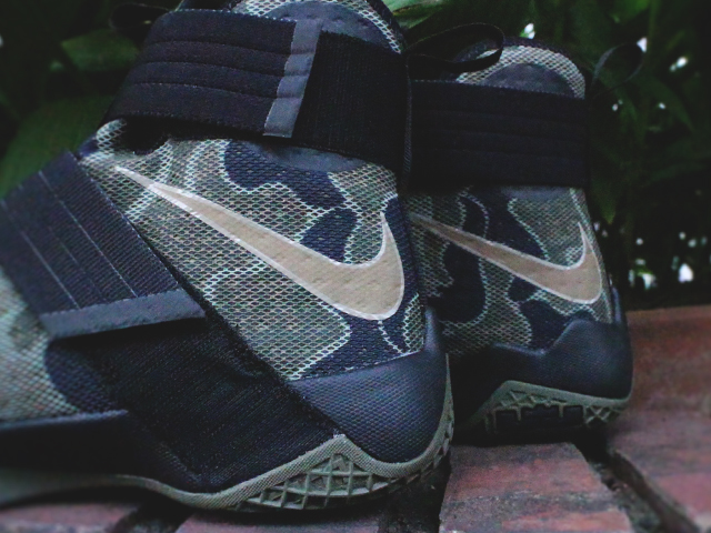 NIKE LEBRON SOLDIER 10 SFG EP “BLACK/BAMBOO-MEDIUM OLIVE”01