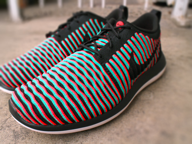 NIKE ROSHE TWO FLYKNIT PRM QS01