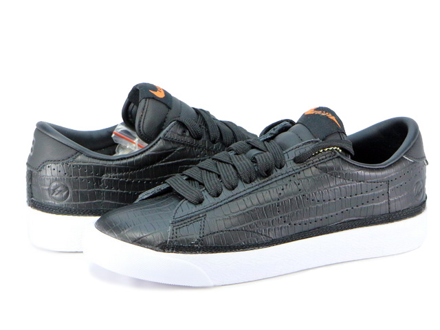WMNS ZOOM TENNIS CLASSIC AC/FRAG 864295-001 - 1