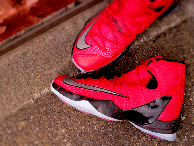 LEBRON 13 ELITE “UNIVERSITY RED”01