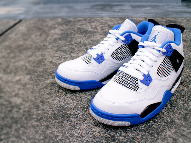 AIR JORDAN 4 RETRO BG “WHITE/GAME ROYAL-BLACK”01