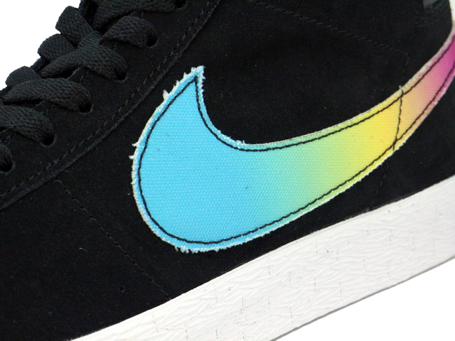 SB ZOOM BLAZER MID QS AH6158-090 - 6