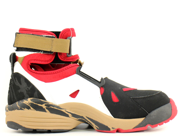 AIR CARNIVORE 390077-600 - 3
