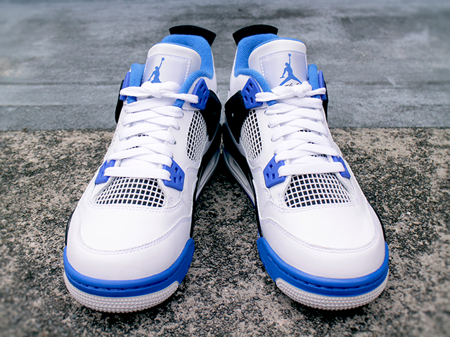 AIR JORDAN 4 RETRO BG “WHITE/GAME ROYAL-BLACK”01