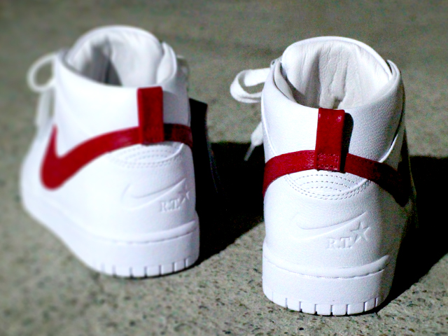NIKE DUNK LUX CHUKKA”Riccardo Tisci “01