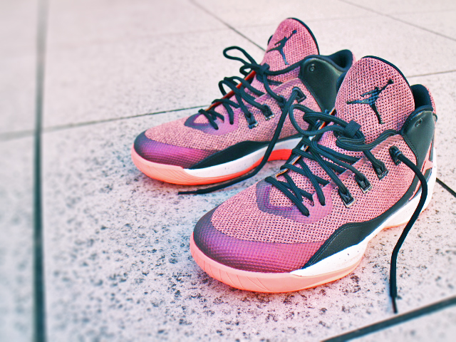NIKE JORDAN RISING HIGH 2 “BRIGHT MANGO”01