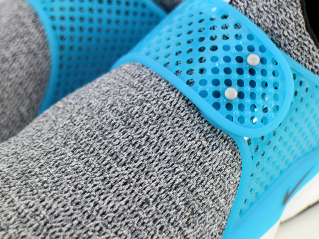 WMNS SOCK DART SE 862412-002 - 5
