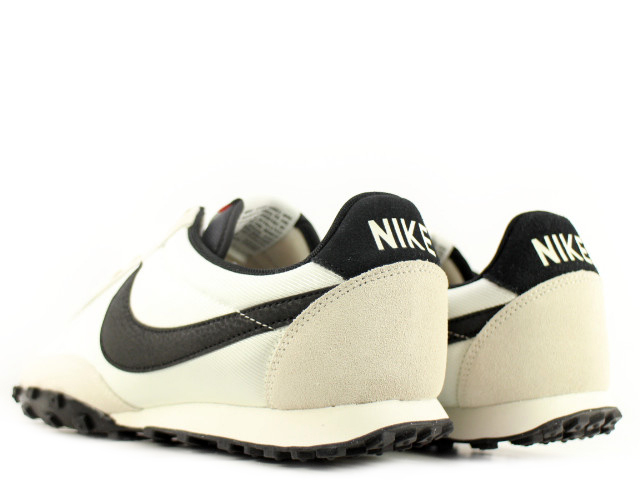 WMNS WAFFLE RACER 881183-101 - 2