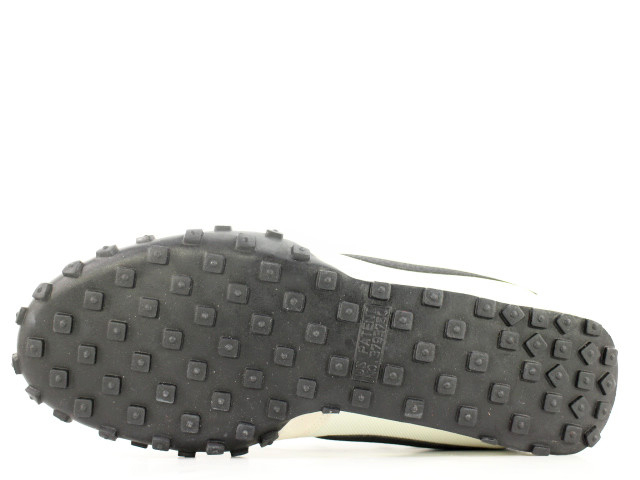 WMNS WAFFLE RACER 881183-101 - 4