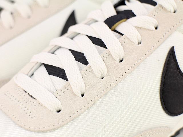 WMNS WAFFLE RACER 881183-101 - 5