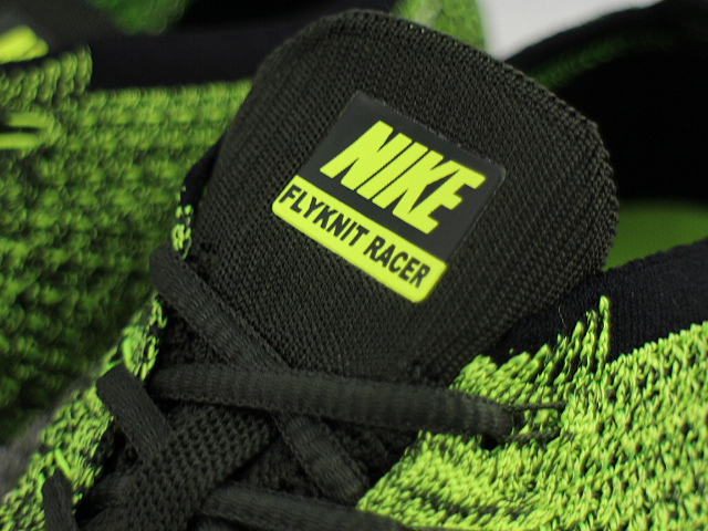 FLYKNIT RACER 526628-731 - 5