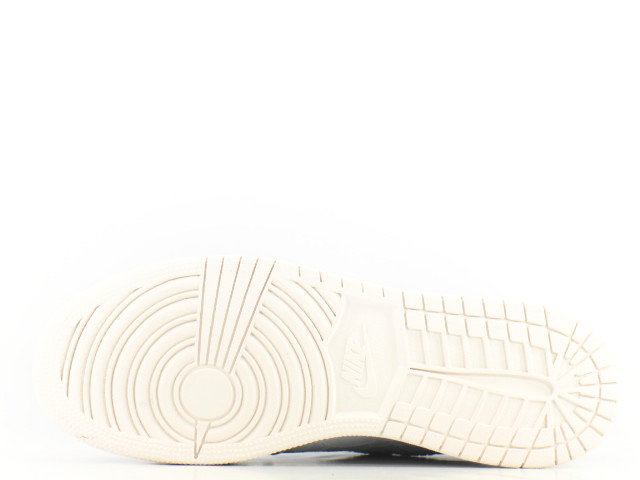 AIR JORDAN 1 RETRO LOW NS BG 923624-441 - 4