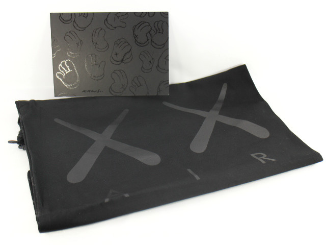 AIR JORDAN 4 RETRO KAWS 930155-003 - 10