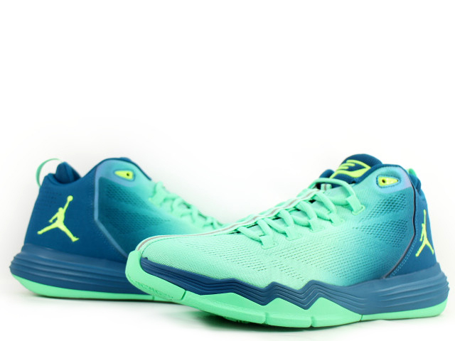 JORDAN CP3.9 AE 833909-305 - 1