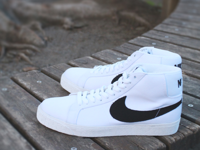 ZOOM BLAZER MID CANVAS “WHITE/BLACK”01
