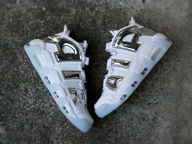 WMNS AIR MORE UPTEMPO “CHROME”01
