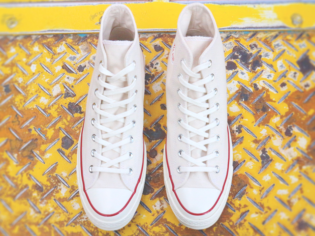 CHUCK TAYLOR ALL STAR 70 HI “PARCHMENT/生成”01
