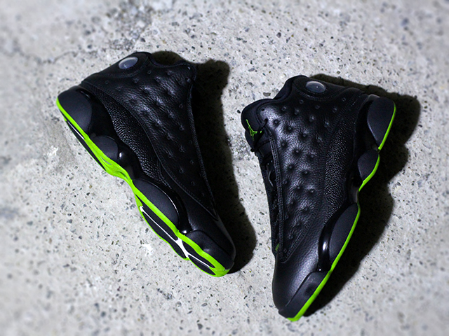 AIR JORDAN 13 RETRO “ALTITUDE GREEN”01