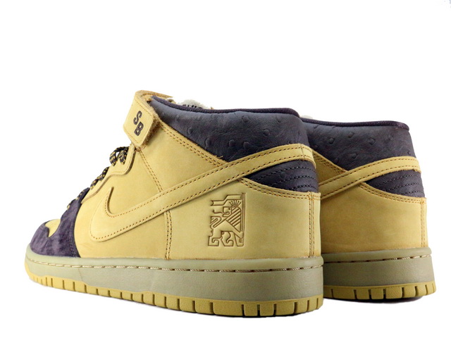 SB ZOOM DUNK MID PRO AJ1445-200 - 2