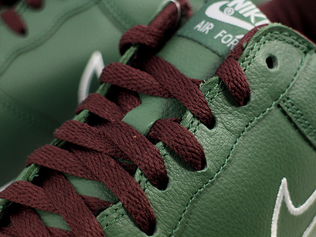 AIR FORCE 1 LOW RETRO 845053-300 - 4