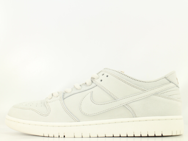 希少品NIKE SB ZOOM DUNK LOW PRO DECON 27㌢ 希少品NIKE SB ZOOM DUNK LOW PRO DECON 27㌢ - メルカリ