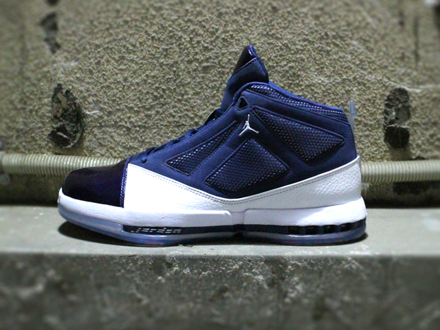 AIR JORDAN 16 RETRO “WHITE-MIDNIGHT NAVY”01