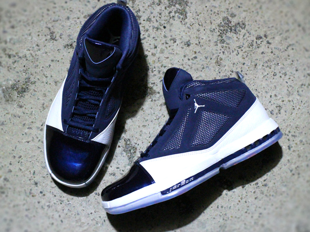 AIR JORDAN 16 RETRO “WHITE-MIDNIGHT NAVY”01