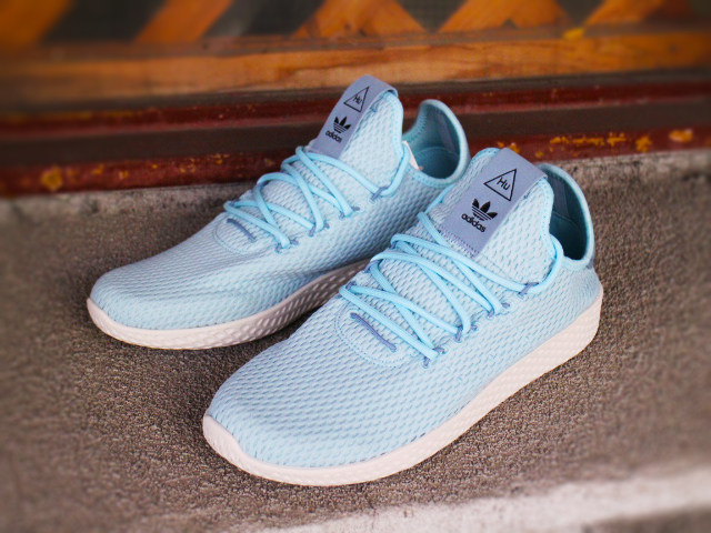 ADIDAS ORIGINALS PHARRELL WILLIAMS TENNIS HU”ICE BLUE”01