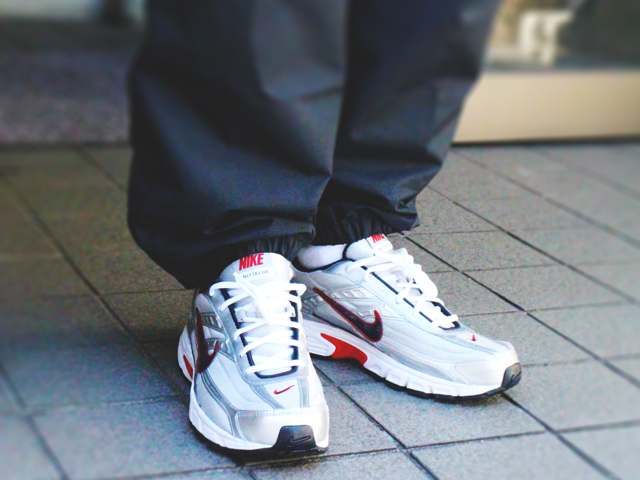 NIKE INITIATOR “METALLIC SILVER/BLACK-WHITE”01
