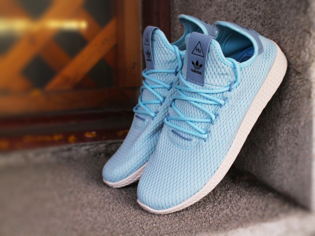 ADIDAS ORIGINALS PHARRELL WILLIAMS TENNIS HU”ICE BLUE”01