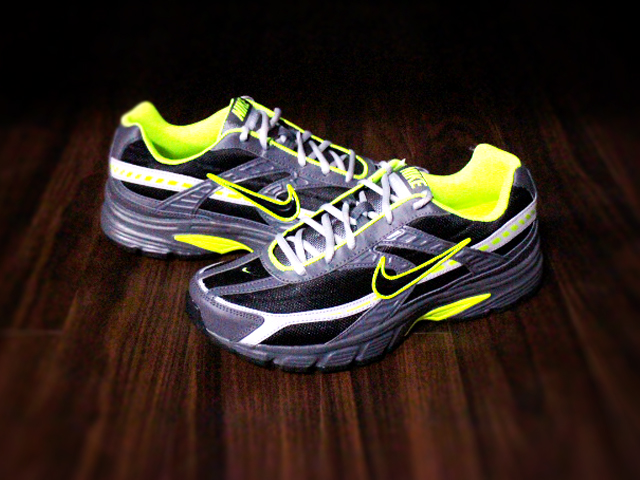 NIKE INITIATOR “BLACK/BLACK-DARK GREY”01