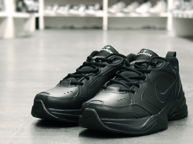 AIR MONARCH 4 BLACK/BLACK “DAD SHOES”01