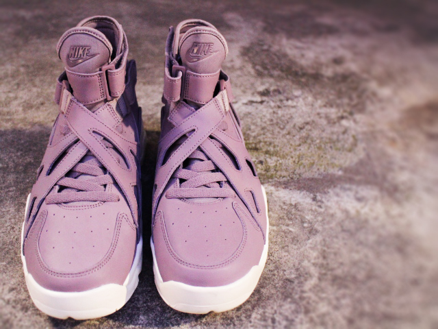 AIR UNLIMITED “PURPLE SMOKE”01
