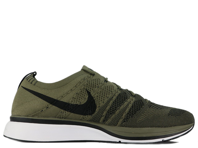 FLYKNIT TRAINER AH8396-200 - 3