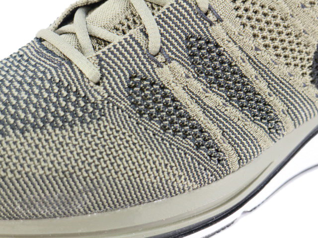 FLYKNIT TRAINER AH8396-200 - 5