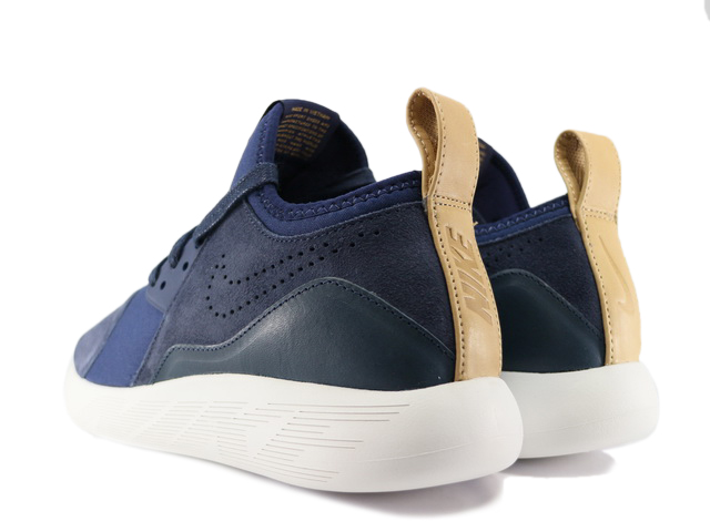 LUNAR CHARGE PREMIUM 923281-400 - 2
