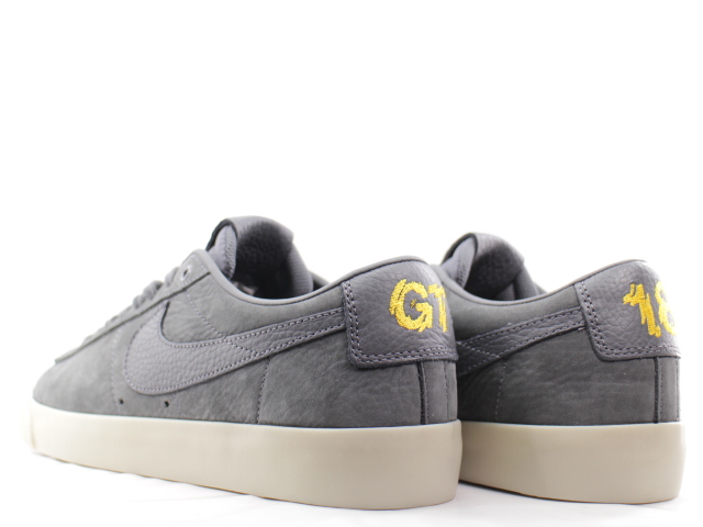 ZOOM BLAZER LOW QS AQ9941-007 - 2