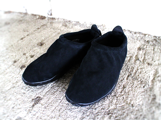 AIR MOC ULTRA “ALL BLACK”01
