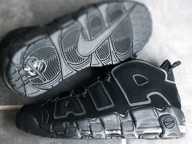 AIR MORE UPTEMPO “TRIPLE BLACK 2018”01